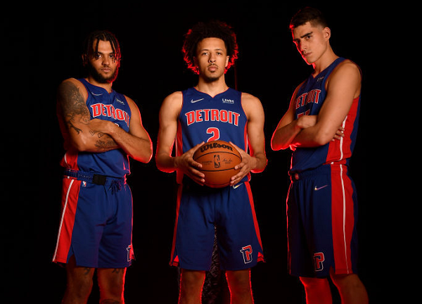 而与此同时 而与此同时