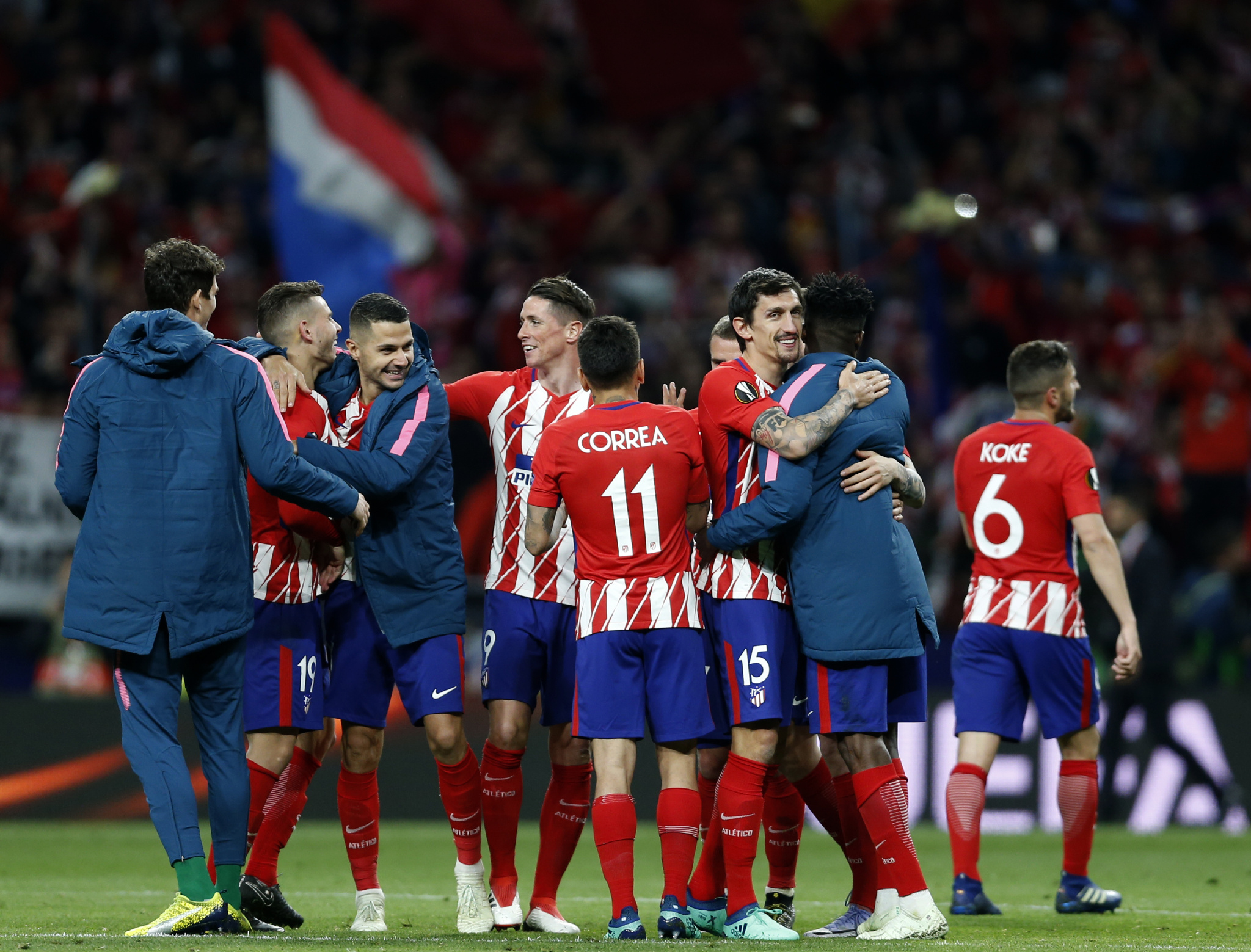 于米提领投“三分雨” 广州主场胜福建